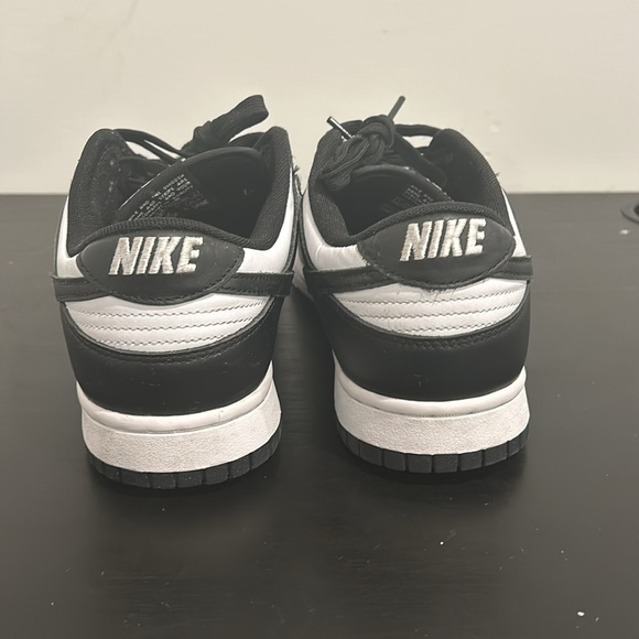 NIKE Panda dunks - Picture 3 of 8